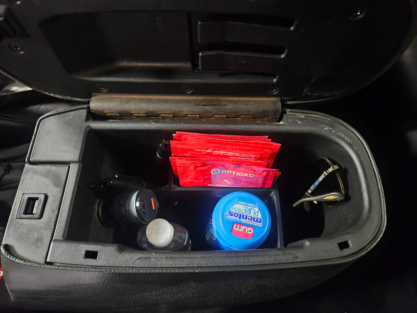 2001-2004 Mustang center console divider