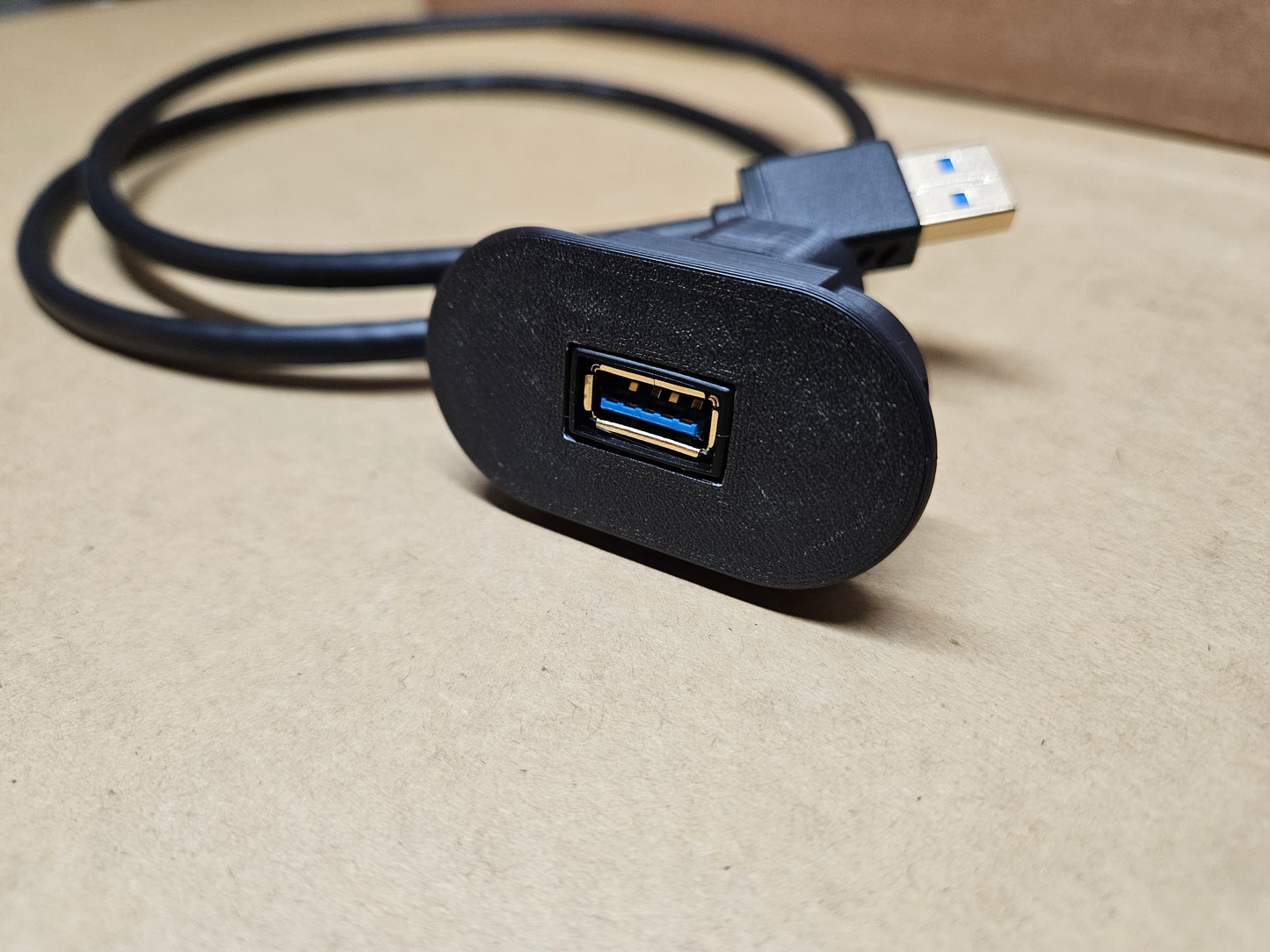 94-04 Mustang coin holder bulkhead with single, 3ft USB extension cable
