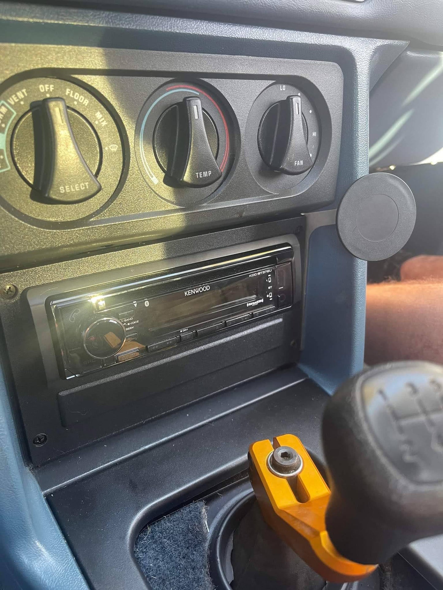 87 Ford Mustang Foxbody phone mount